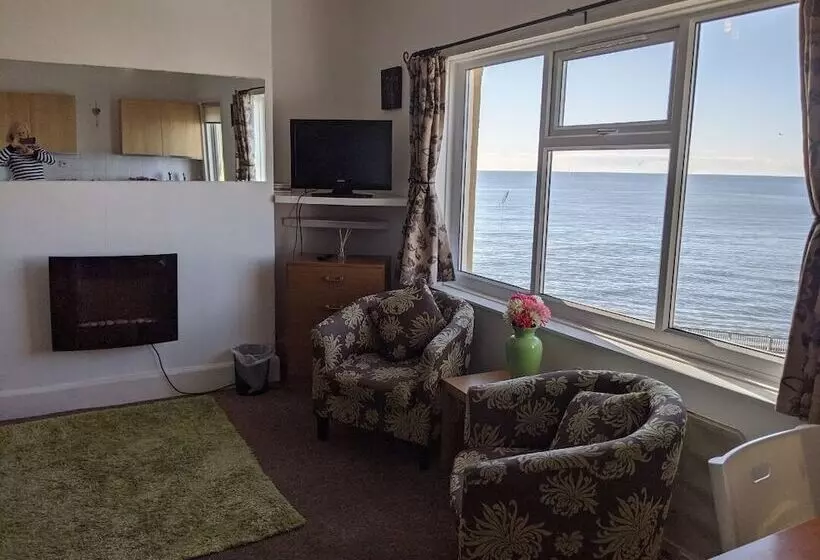 Rowntree Holiday Flats