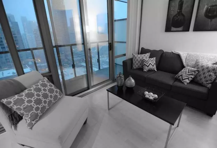 Toronto Escape   The Ruby Pink Suite