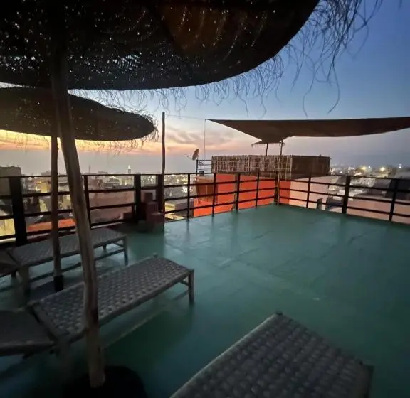 ユースホステル Arima Surf House