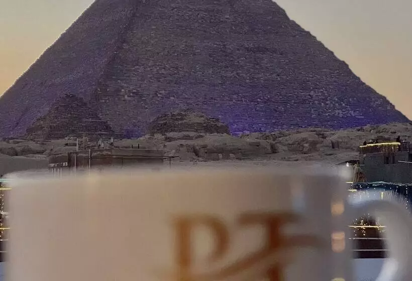 هاستل Pyramids Top In