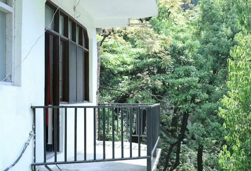 ホテル Paradise Guest House Dalhousie  Near Panchpula Water Fall