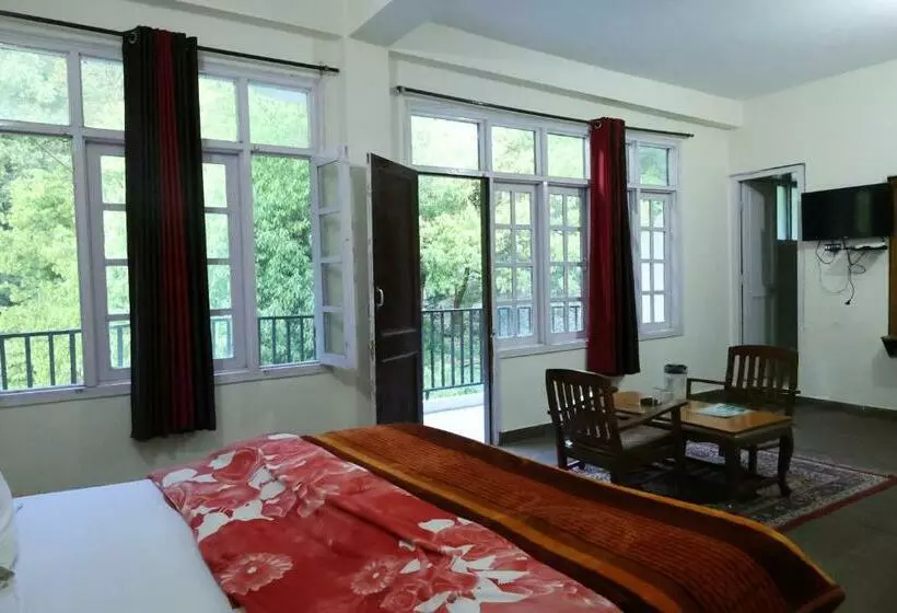 ホテル Paradise Guest House Dalhousie  Near Panchpula Water Fall