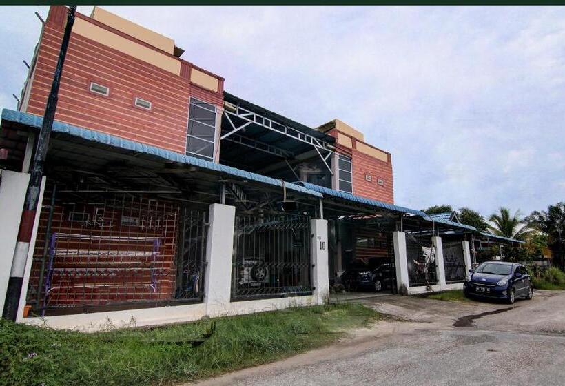 酒店 Oyo 92111 Dinda Homestay Syariah