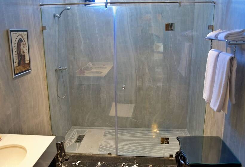 ריאדים Dar Chrifa