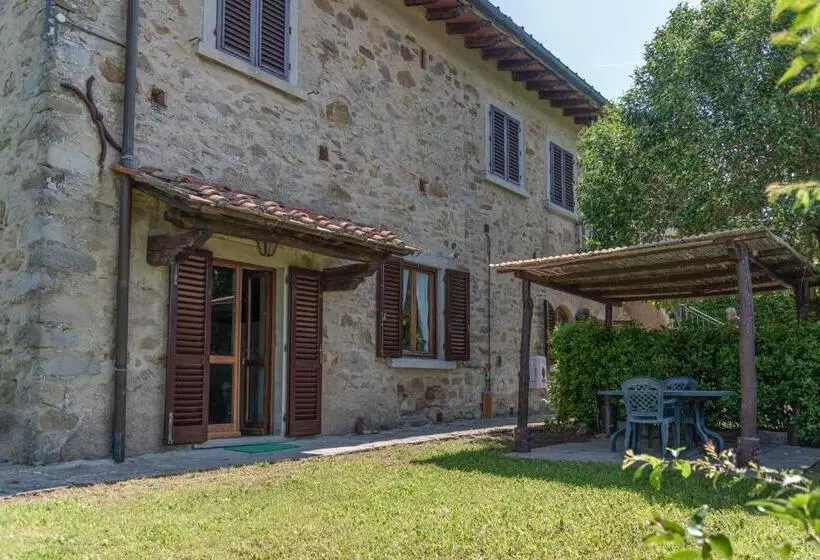 Hotelli Universal Harmony   Cardellino