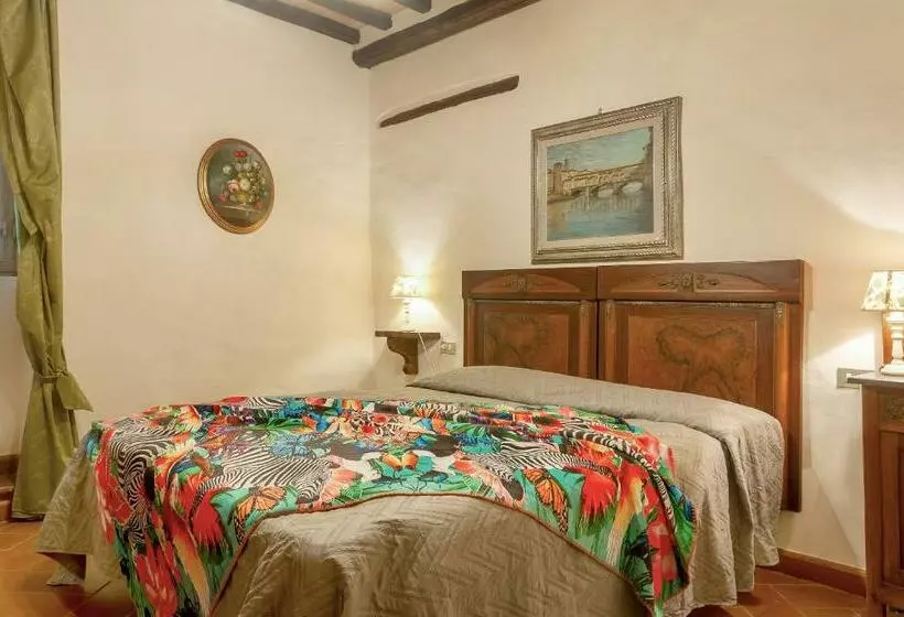 Hotelli Universal Harmony   Cardellino