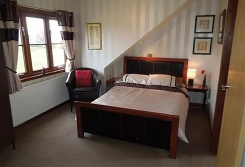 Ardoch Cottage Bed & Breakfast