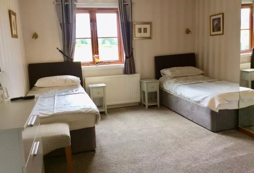 Ardoch Cottage Bed & Breakfast