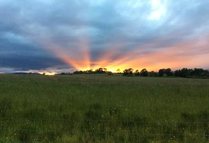 Ardoch Cottage Bed & Breakfast