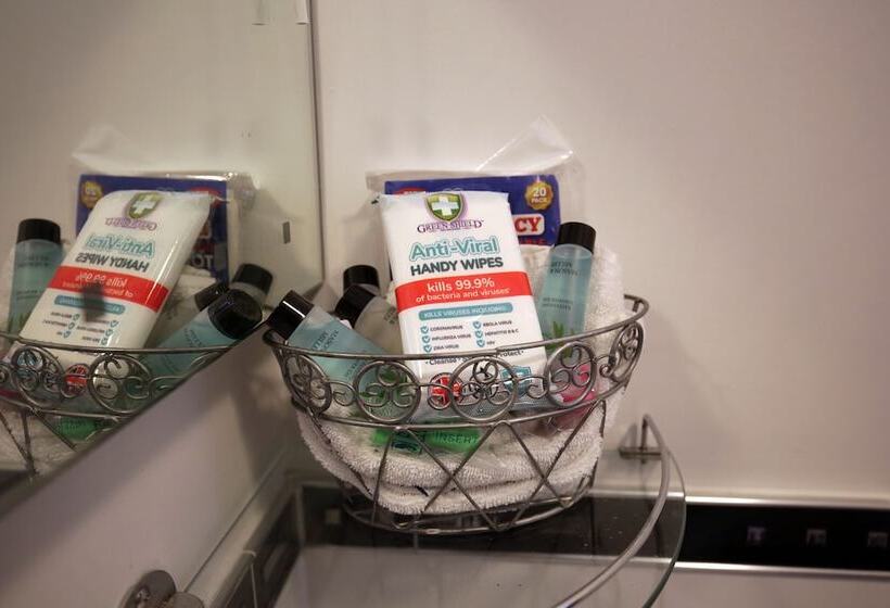 Bed and Breakfast Fitzwarine House Whittington