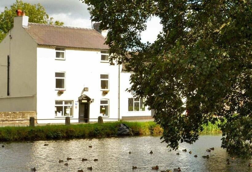 Bed and Breakfast Fitzwarine House Whittington