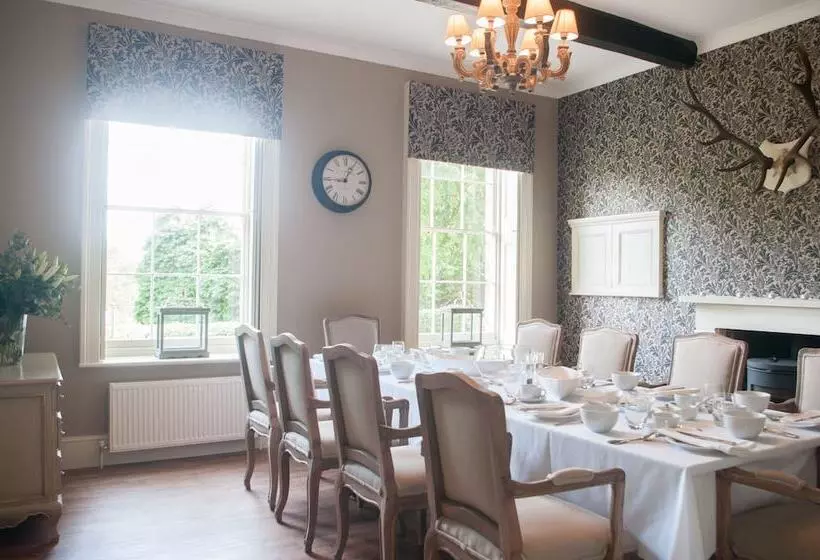 Nocleg ze śniadaniem The Court House