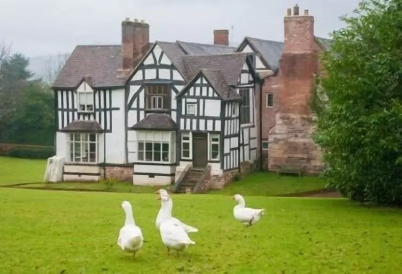 Nocleg ze śniadaniem The Court House