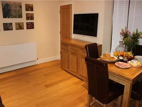 Bed and Breakfast The Cricketers