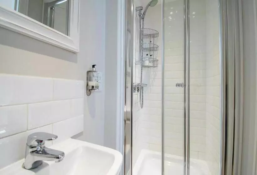 مبيت وإفطار The Farmhouse At Bodnant Welsh Food