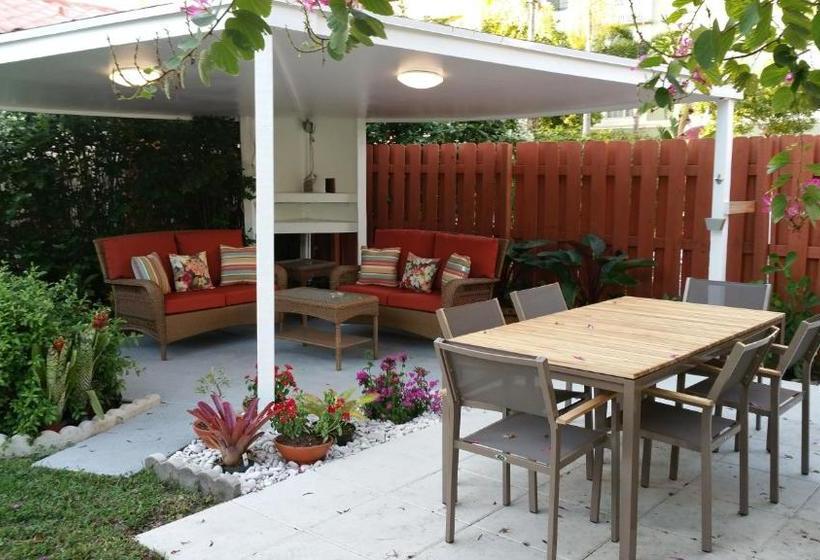 Downtown Hollywood Boutique