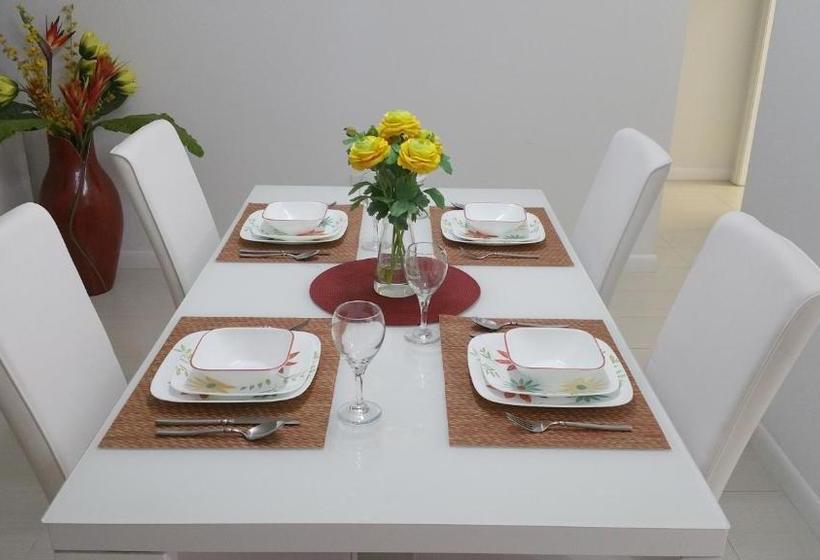 Downtown Hollywood Boutique