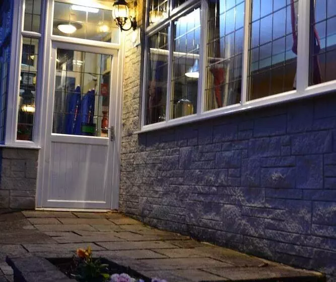 Отель Anglers Arms