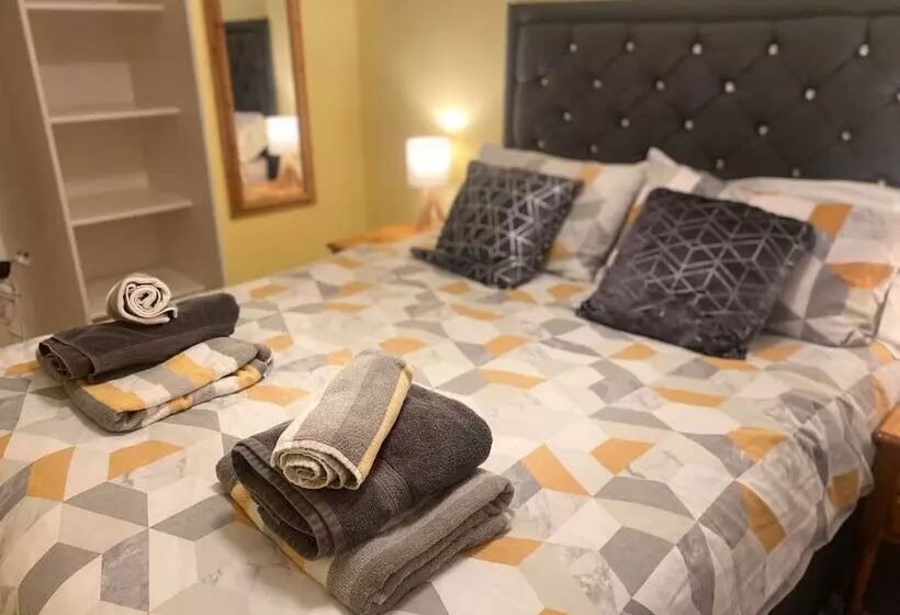 Отель Farmers Arms