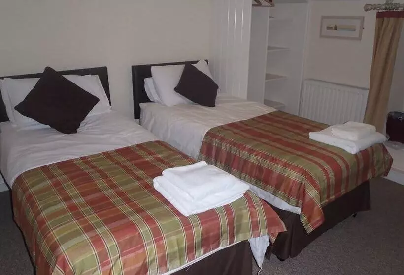 Отель Farmers Arms