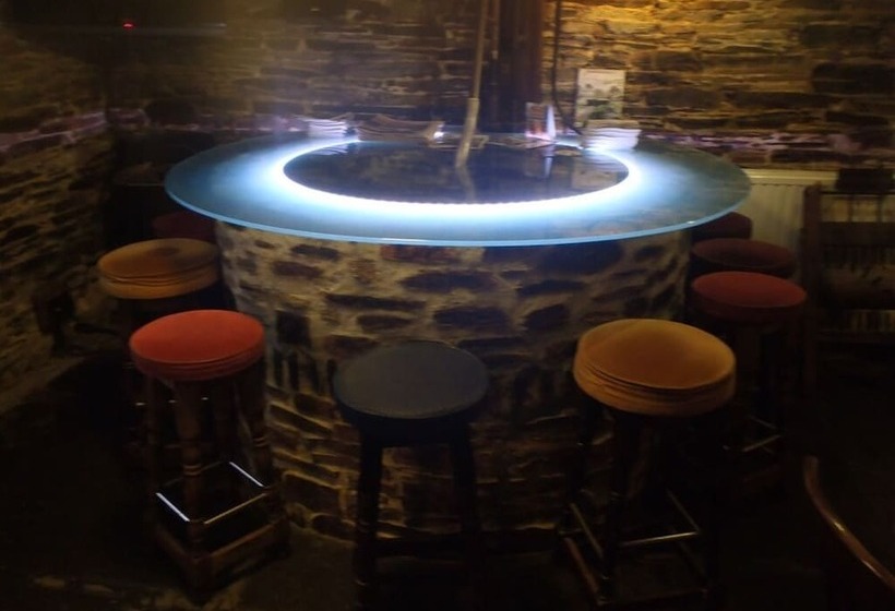 Отель Farmers Arms