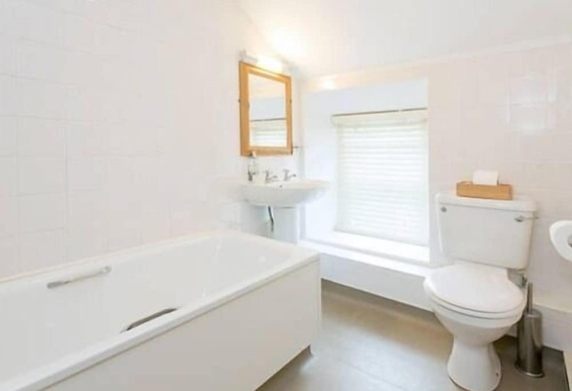 Отель Farmers Arms