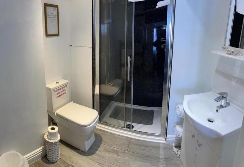 Отель Sawyers Bed And Breakfast