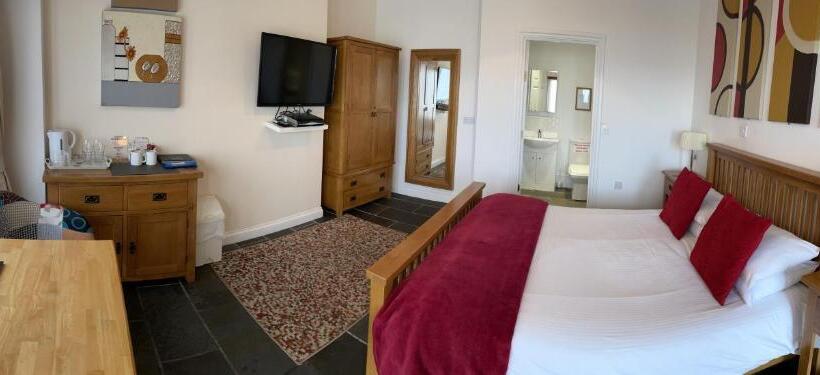 Отель Sawyers Bed And Breakfast