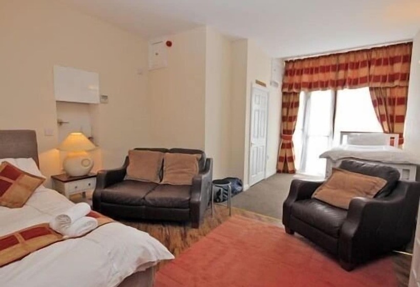 Отель Sawyers Bed And Breakfast