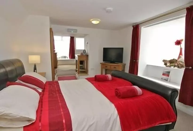 Hotel Sawyers Bed And Breakfast