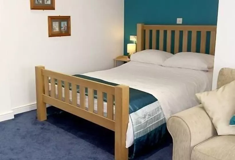 Hotel Sawyers Bed And Breakfast