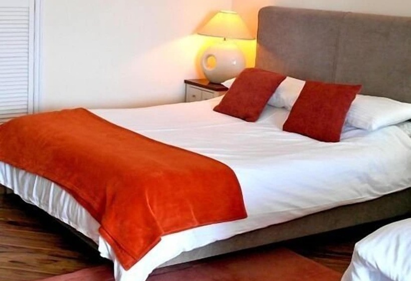 Отель Sawyers Bed And Breakfast