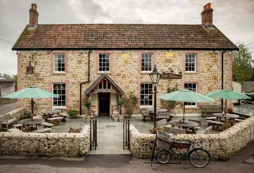 ホテル The Bell Broadway