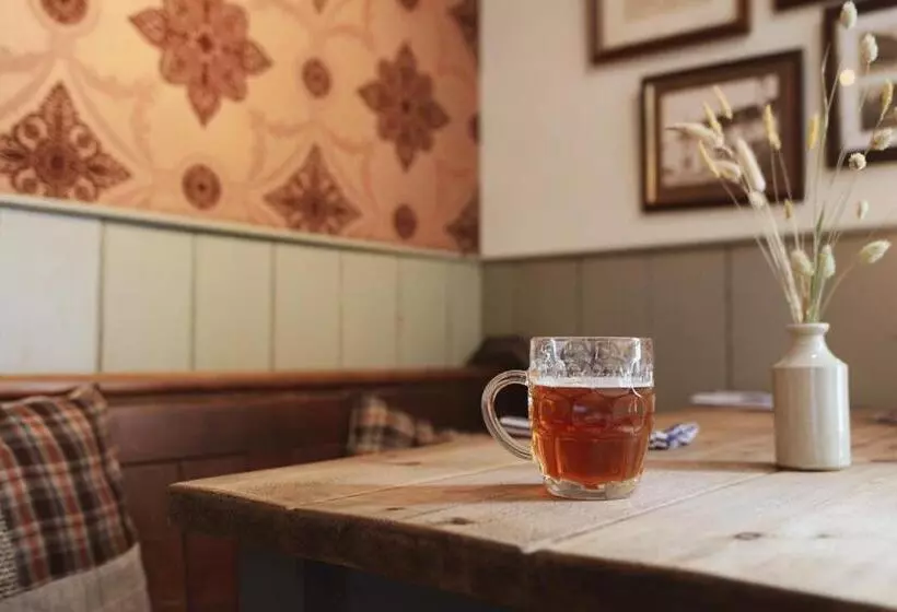 ホテル The Bell Broadway