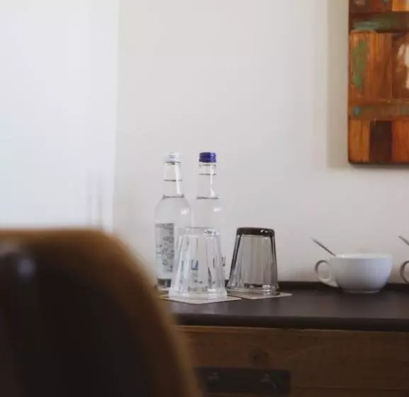 ホテル The Bell Broadway