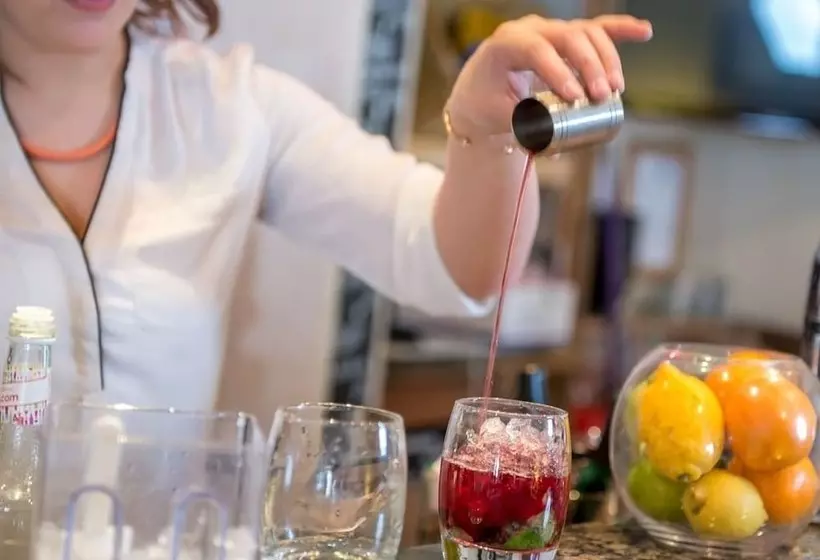 Отель The Inn At Kippen