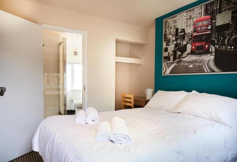 ホテル The Lord Grenfell