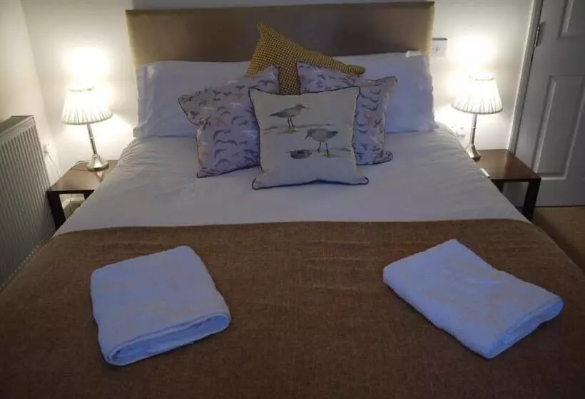 Hotelli The Pilot Boat Inn, Isle Of Wight