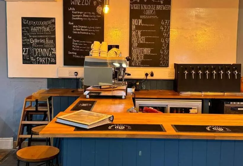 Hotelli The Pilot Boat Inn, Isle Of Wight