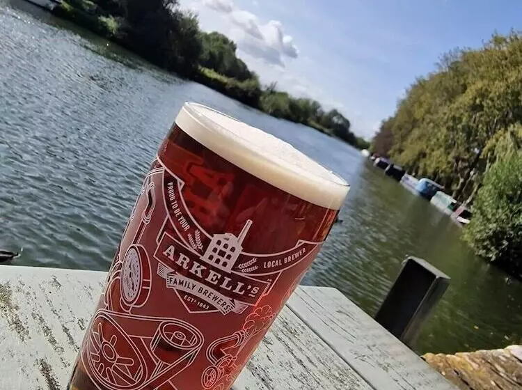 ホテル The Riverside