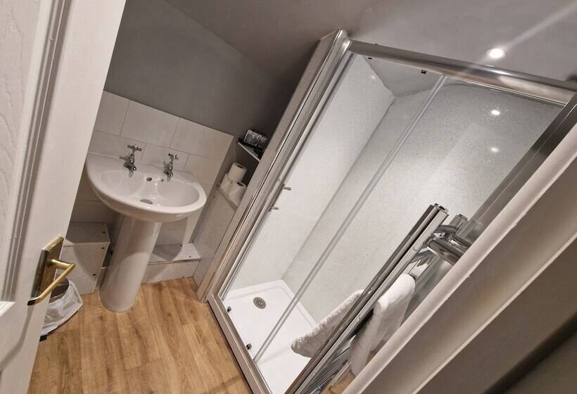 فندق The Riverside