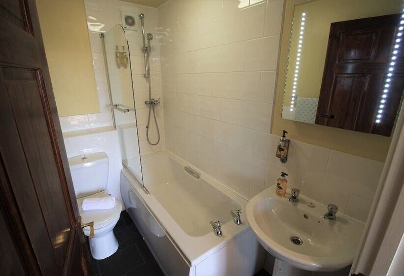 فندق The Riverside