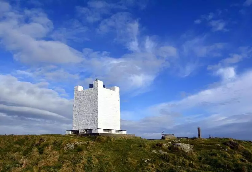 هتل The Steam Packet Inn