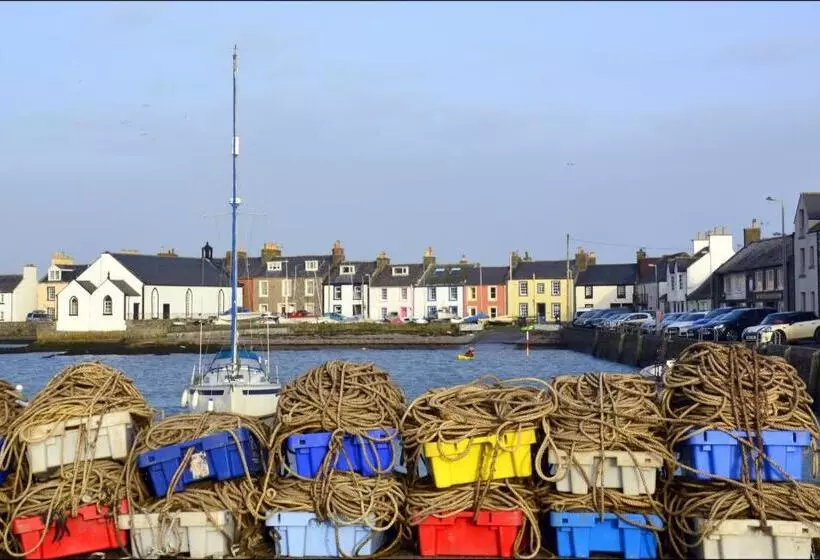 هتل The Steam Packet Inn