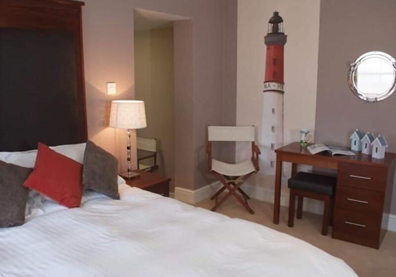 בית מלון כפרי The White Horse