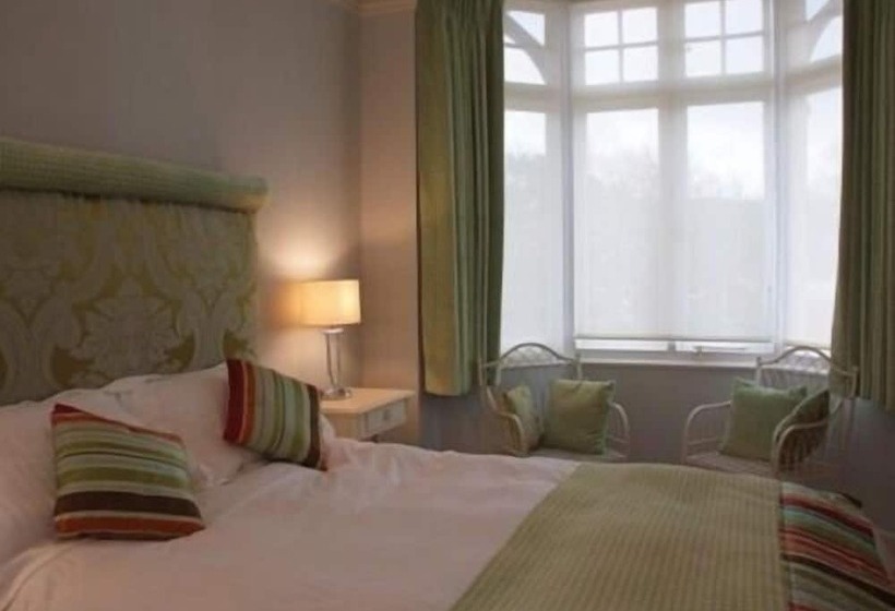 בית מלון כפרי The White Horse