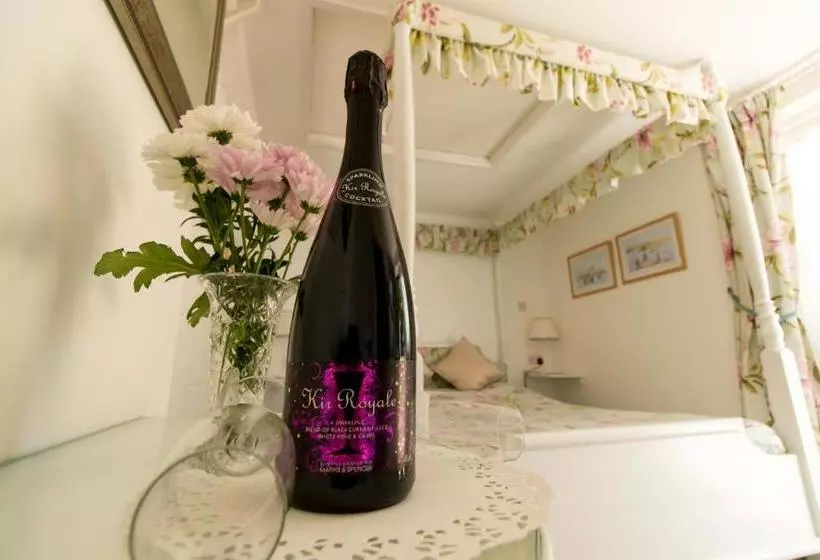 Leygreen Farmhouse Bed And Breakfast