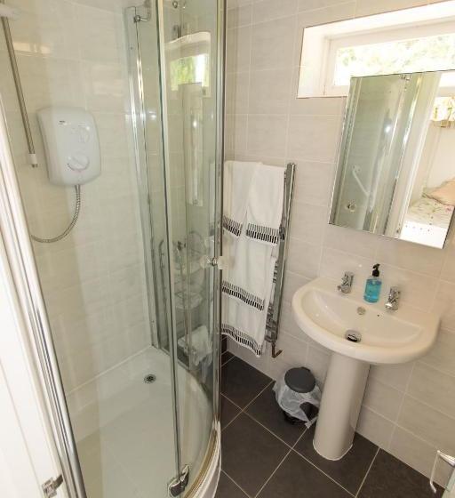 Leygreen Farmhouse Bed And Breakfast