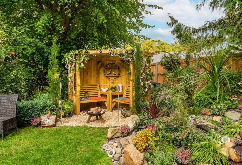 Newmarket Boutique Apartments