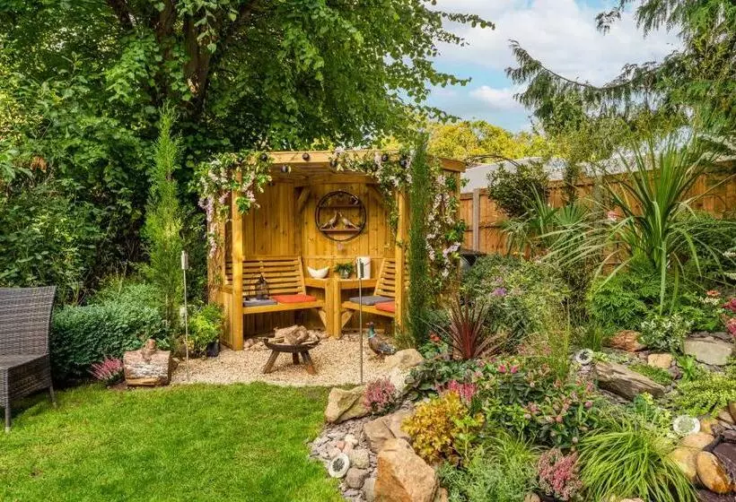 Newmarket Boutique Apartments